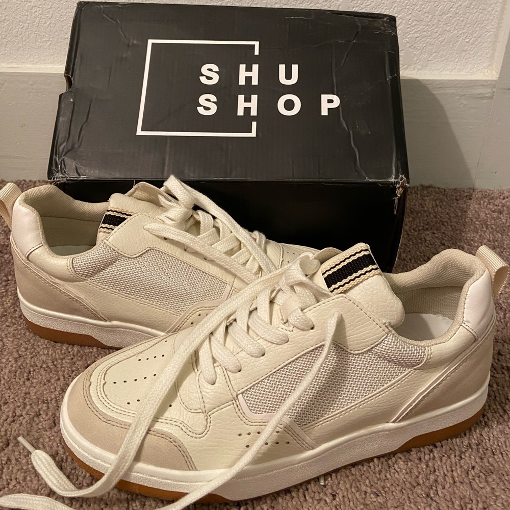 ShuShop Sneaker Romi Bone (size 10)